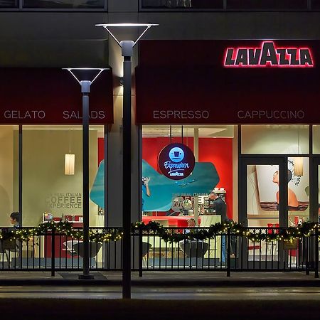 Hotel Arista Нэпервилл Экстерьер фото