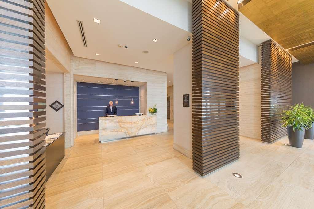 Hotel Arista Нэпервилл Интерьер фото
