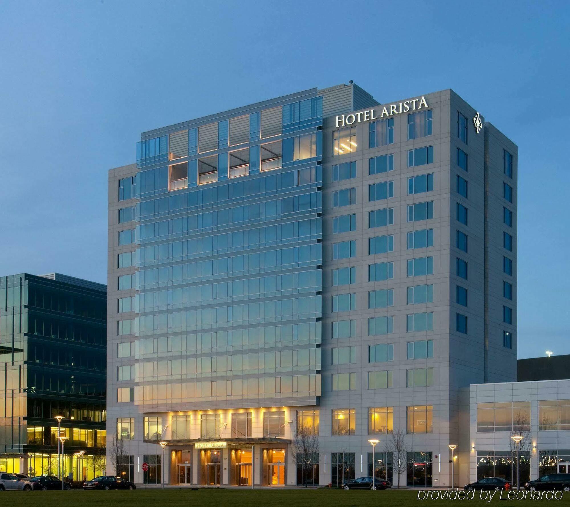 Hotel Arista Нэпервилл Экстерьер фото